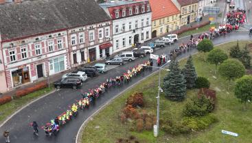 Przemarsz w ramach Ogólnopolskiej Kampanii "Dzieciństwo bez przemocy"