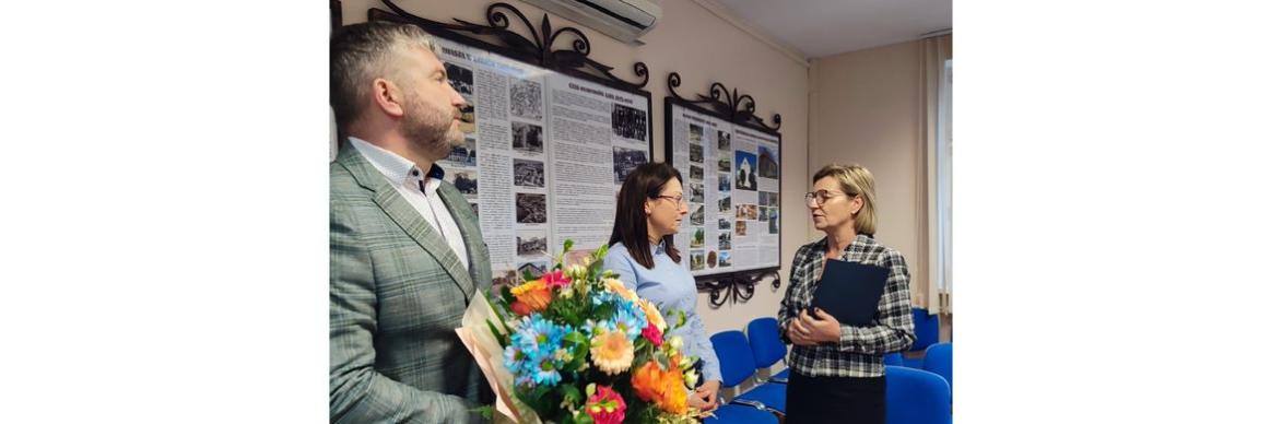 Jubileusz 25-lecia pracy zawodowej Pani Moniki Wilczyńskiej - Kierownika Referatu Podatków w Urzędzie Miejskim w Czaplinku..